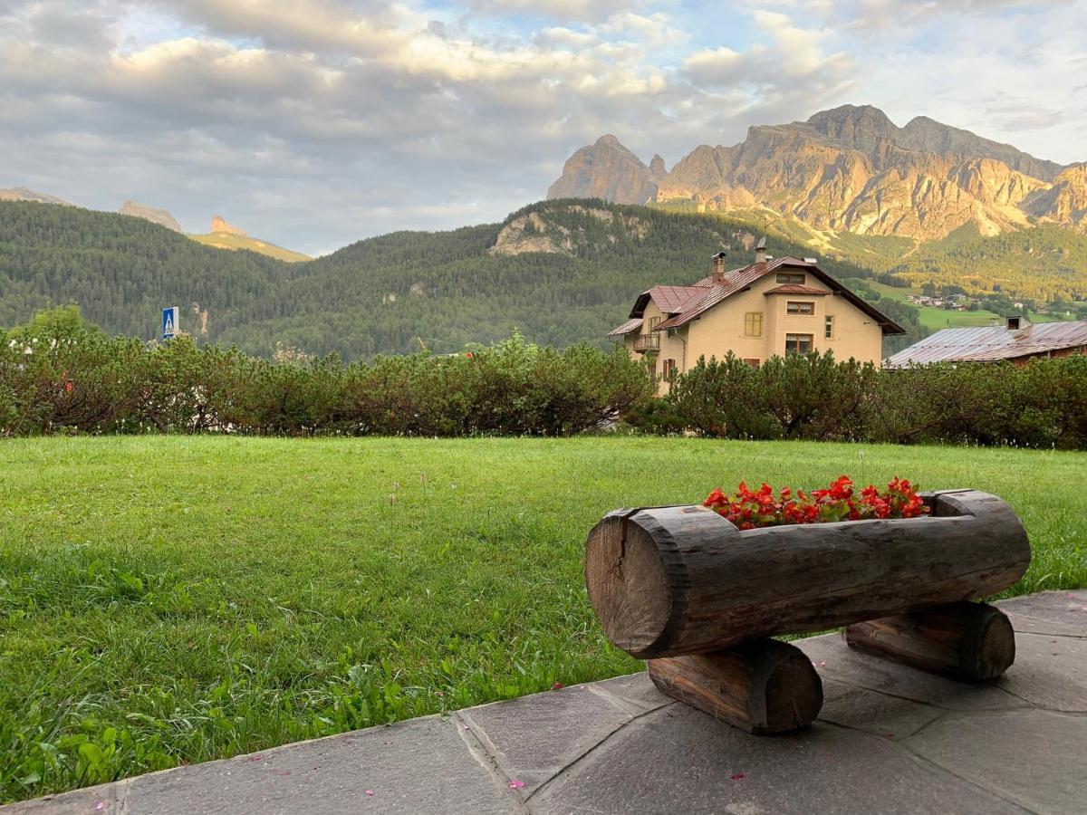 Casa Vacanze 5 Torri Кортина-д'Ампеццо Экстерьер фото